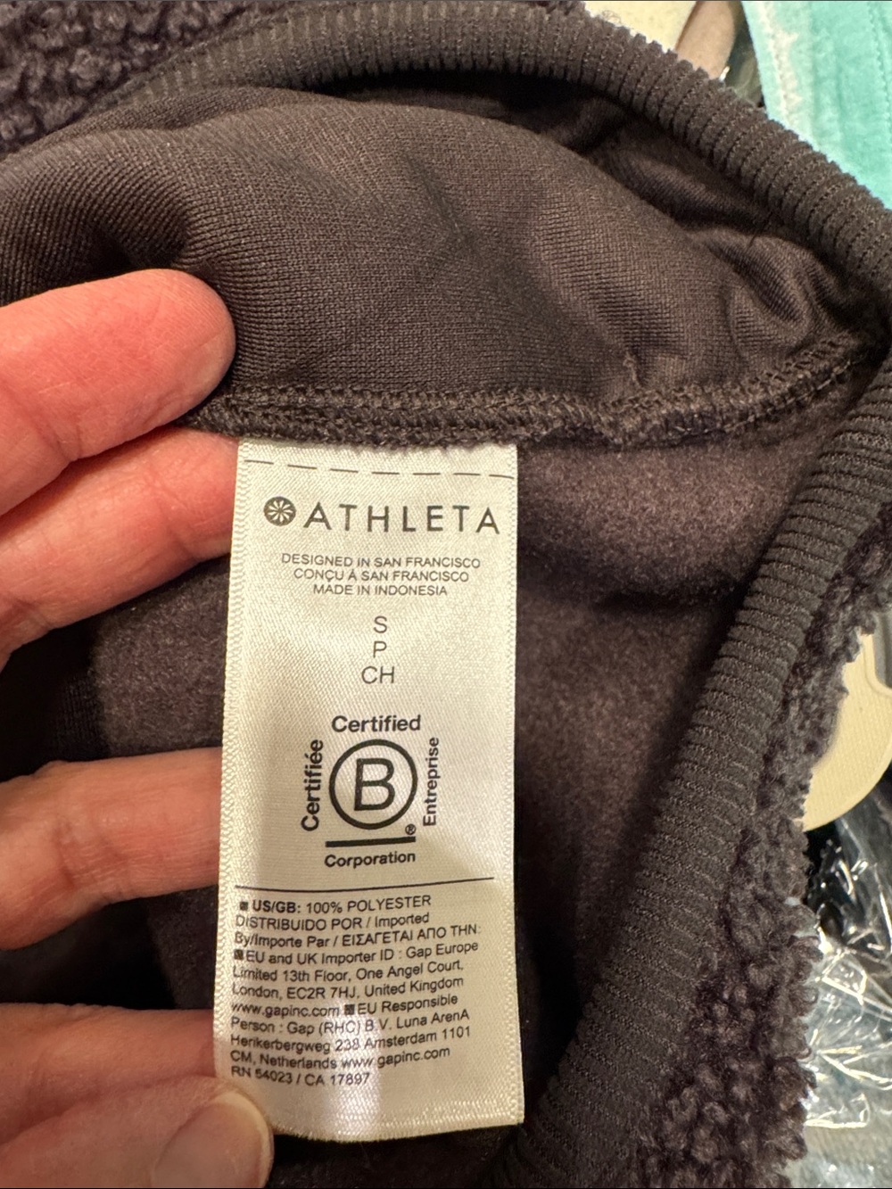 Athleta chocolate Sherpa vest - Picture 6 of 6